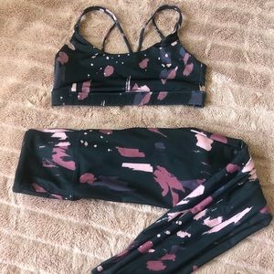 Leggings and sports bra matching set